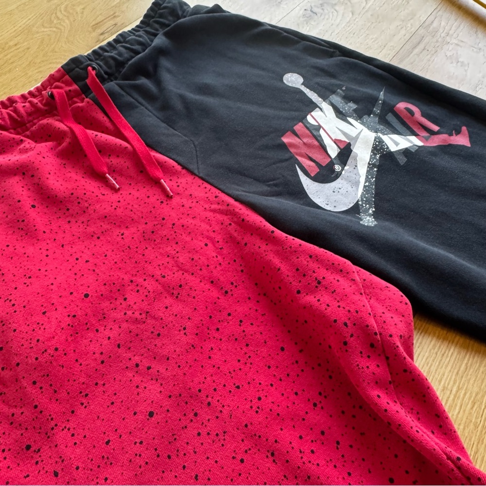 Vintage Nike air Jordan Two-Tone Red & Black Graphic Athletic Shorts